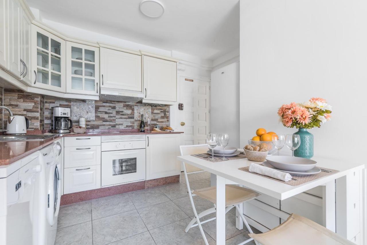Chic, Cosy & Quiet Apartment Near The Beach Mogan Exterior photo